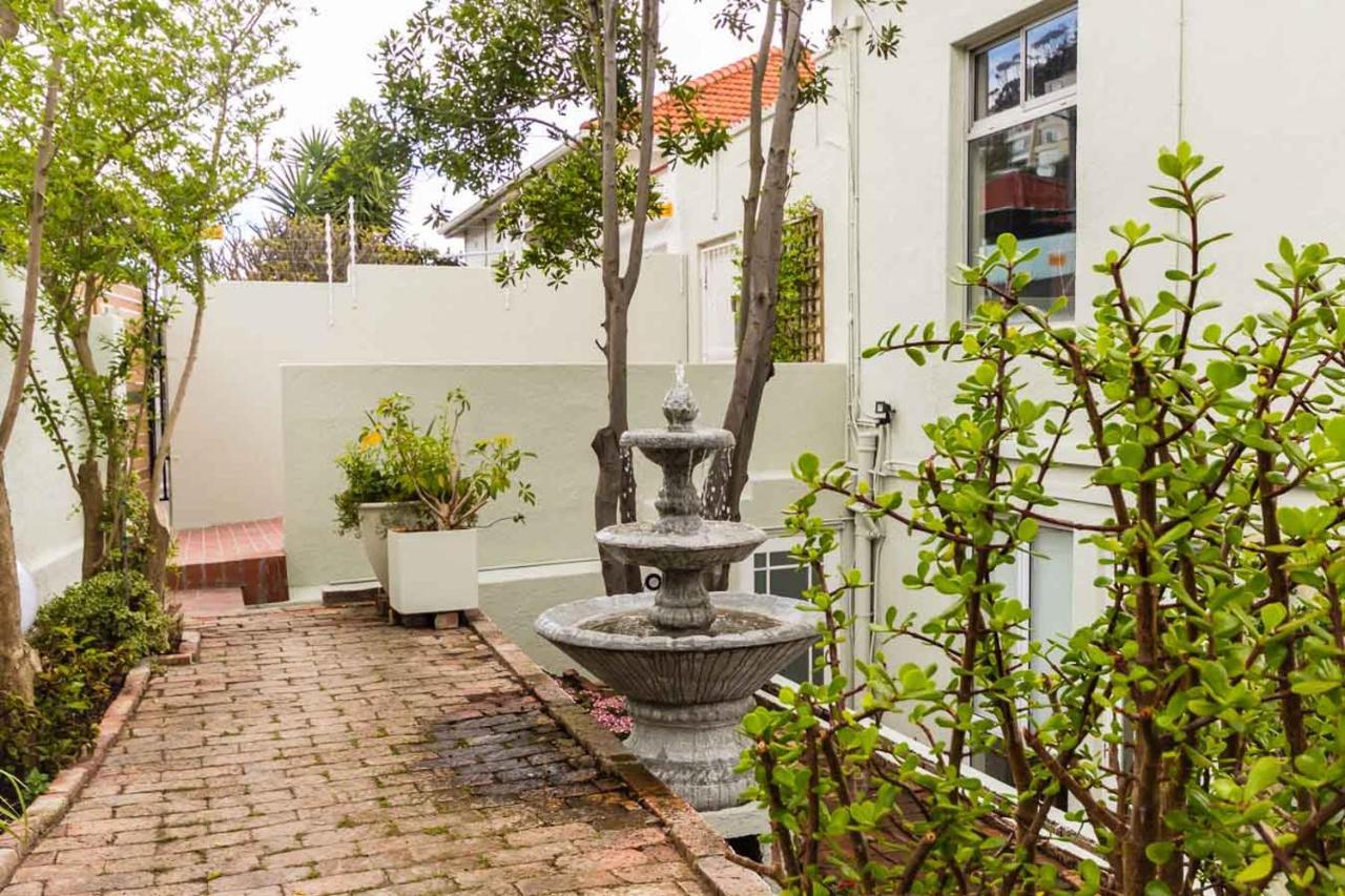 Vesper * Cape Town